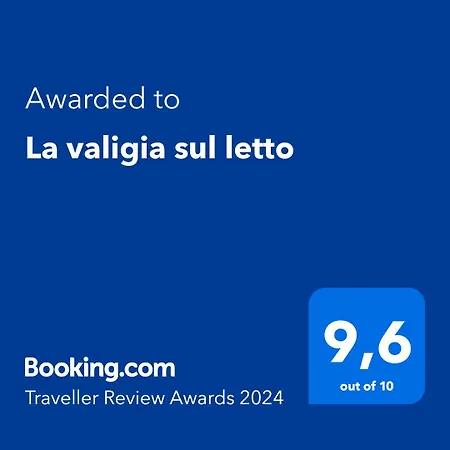 La Valigia Sul Letto 3*